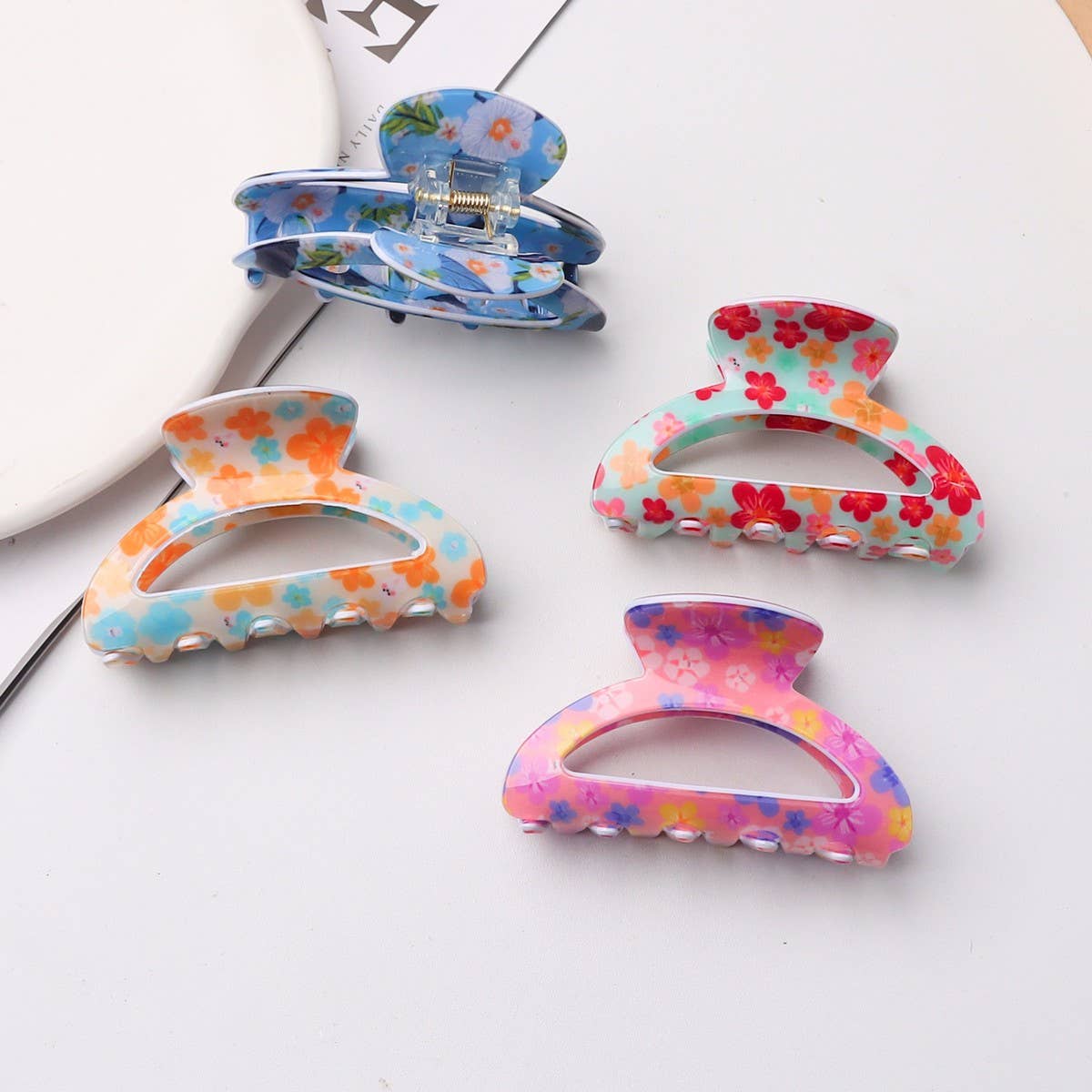 CWAHA1415_PLANTS FLOWERS HAIR CLAW CLIP