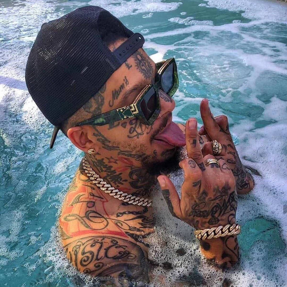 LARGE FRAME SUNGLASSES FASHION SUNGLASSES