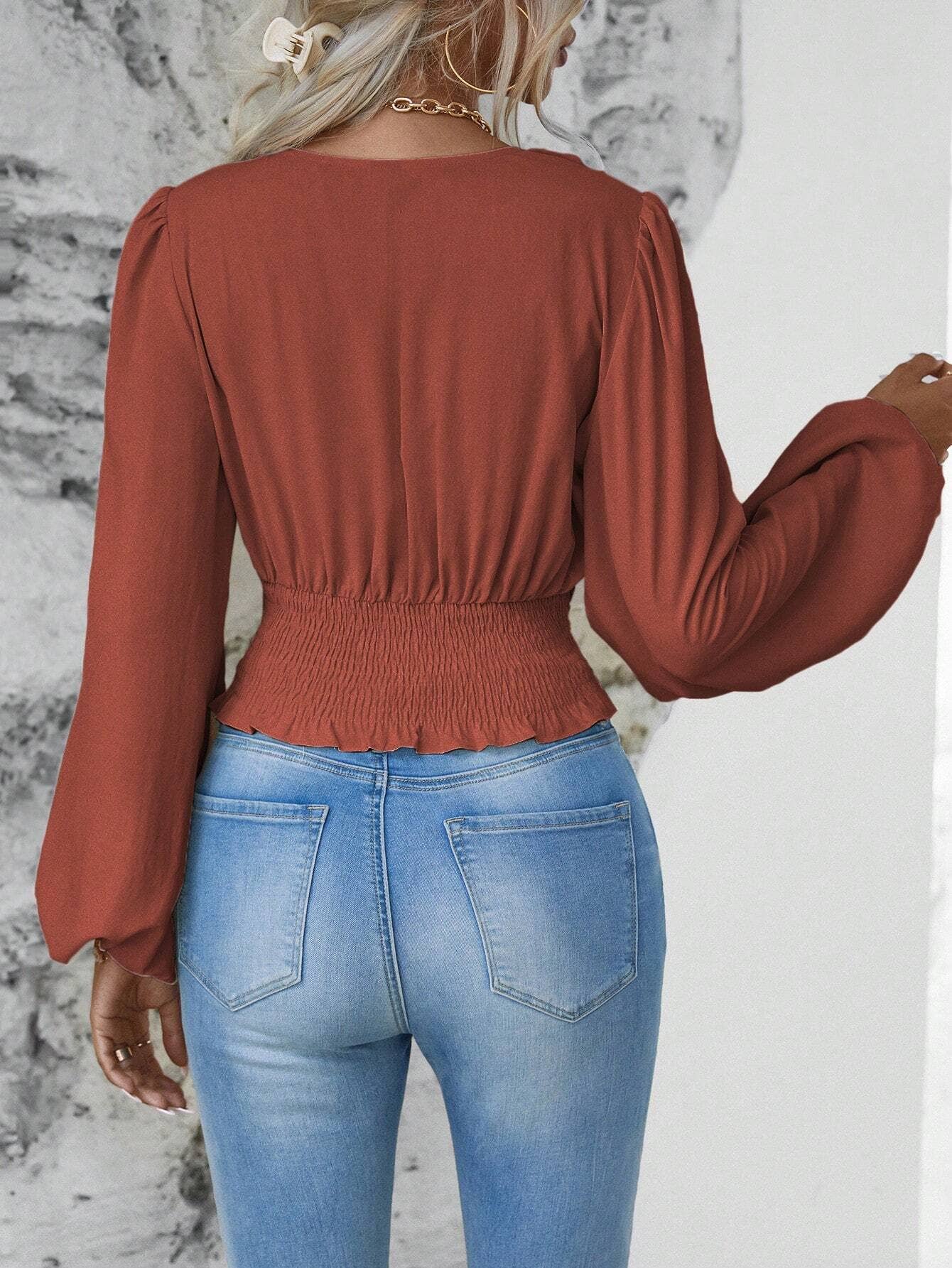 Tucked back V-neck solid color crepe T-shirt