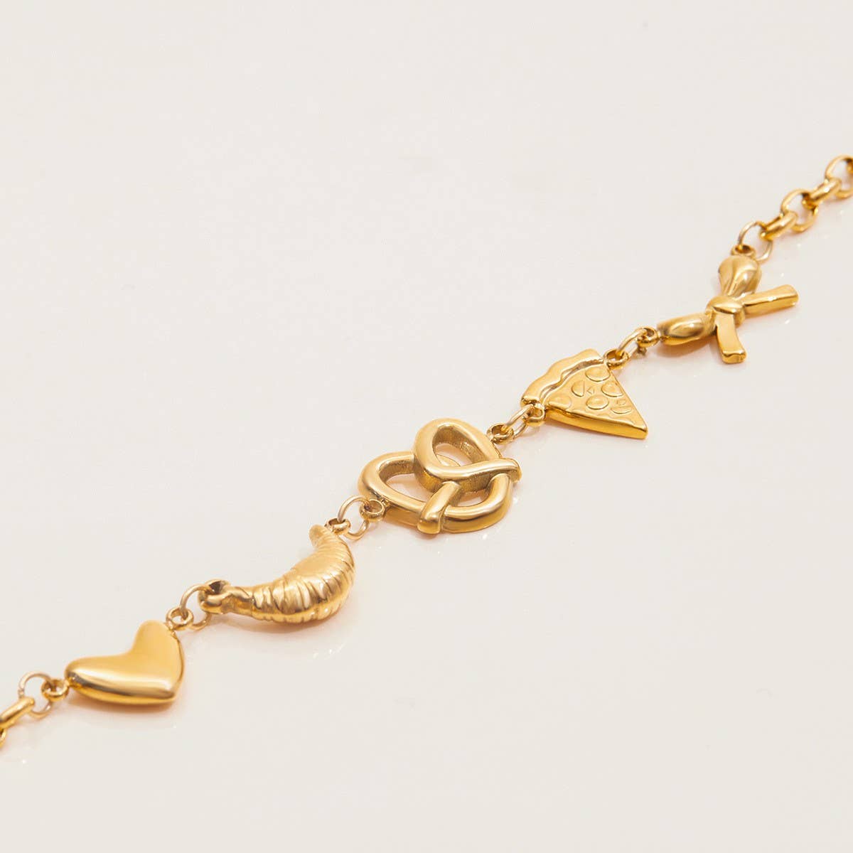 Cute Heart Croissant Pizza Bow Bracelet, 18K Gold