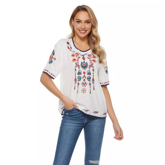 EMBROIDERED CREW NECK PULLOVER T-SHIRT