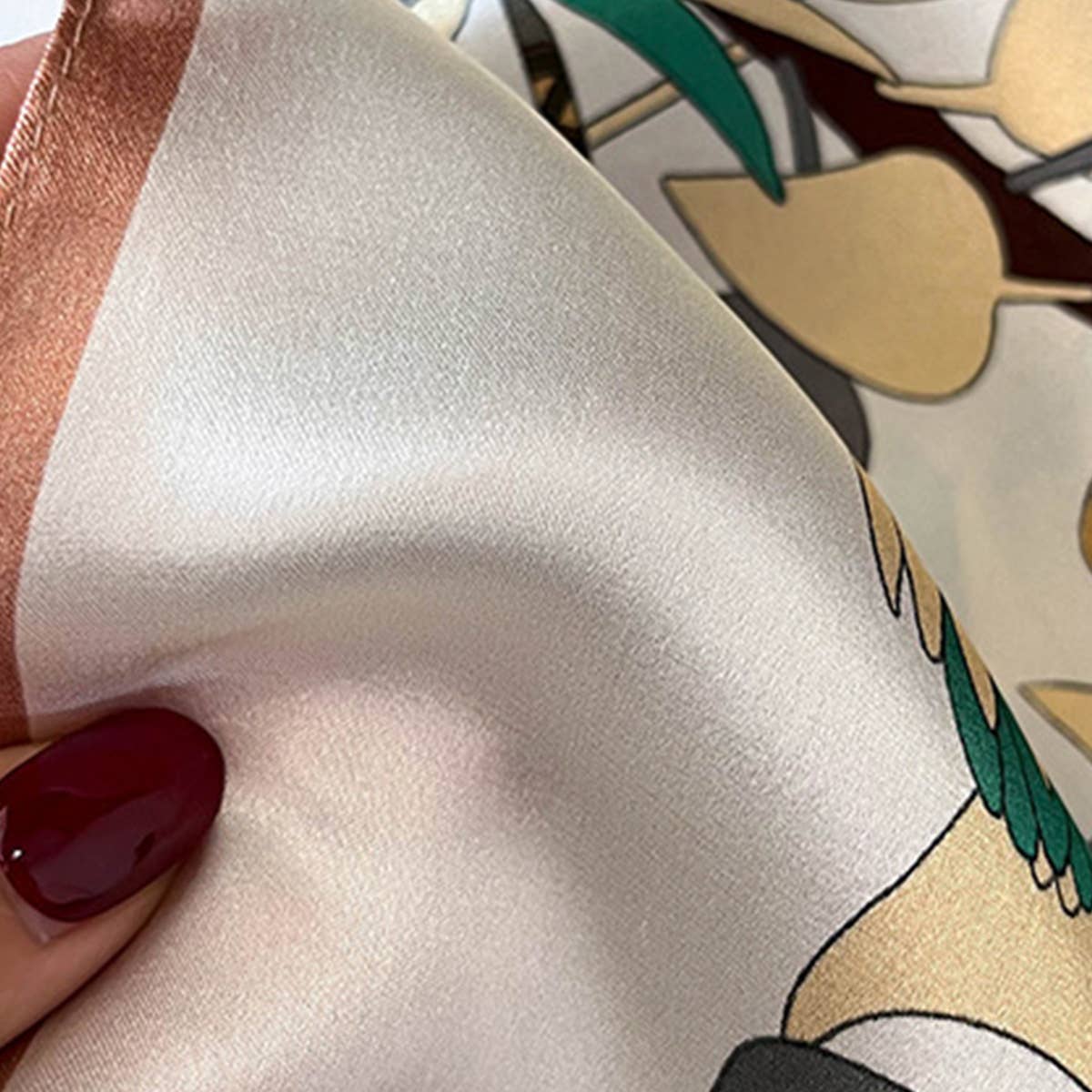 Fashionable Silk Scarf ? Floral Print Fall Winter