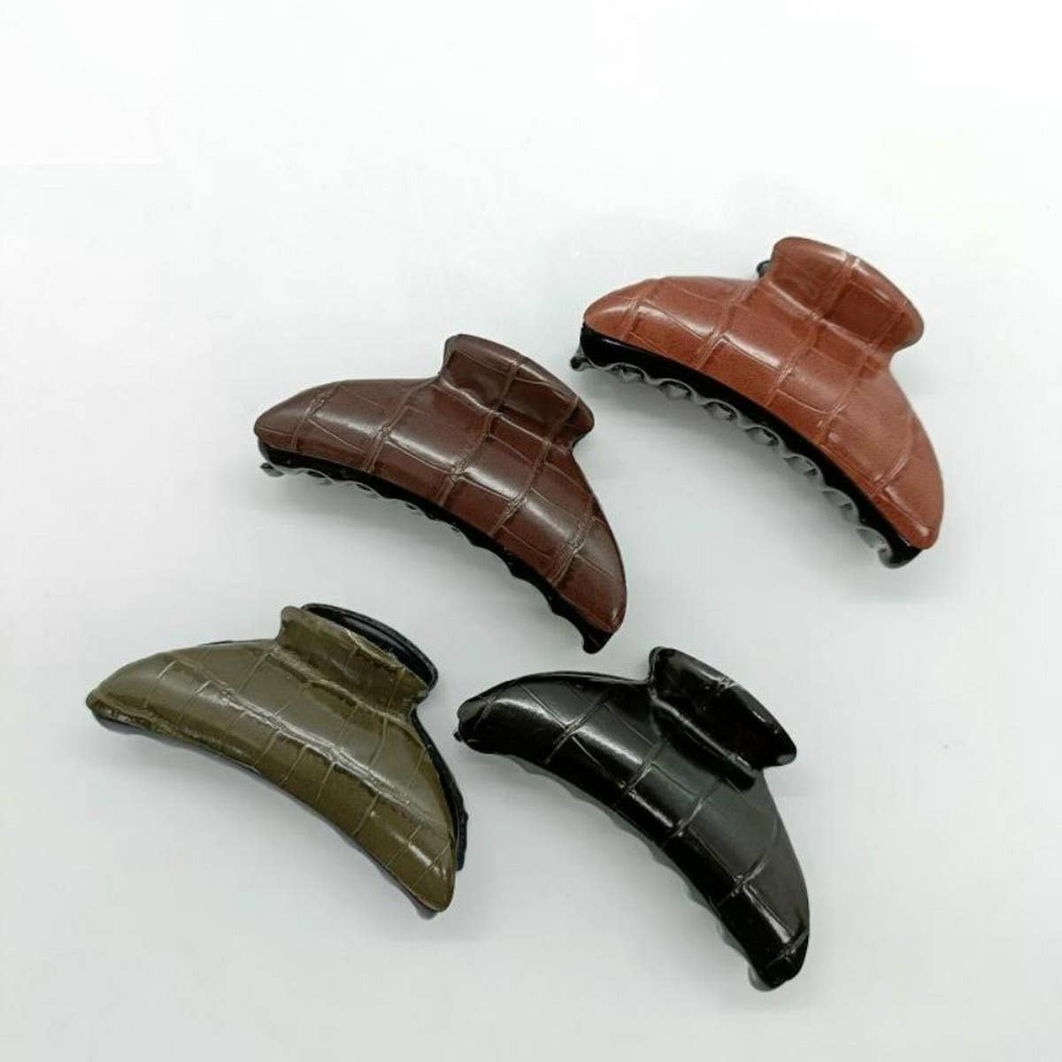 Vintage-Style Croc PU Hair Claw for Ponytail