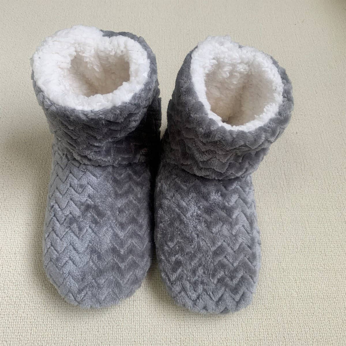 WINTER THICK WARM SHORTS SOFT SOCKS SLIPPERS