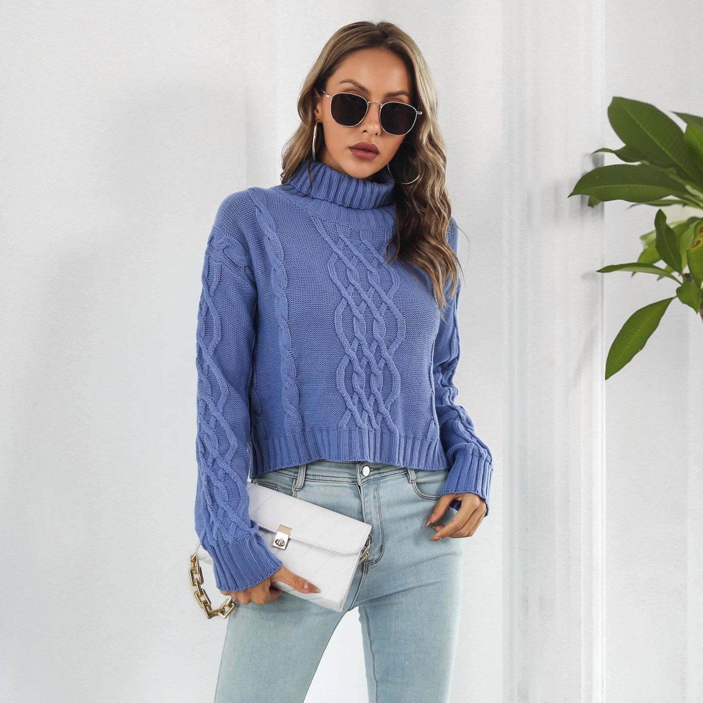 Twist turtleneck short long-sleeved sweater