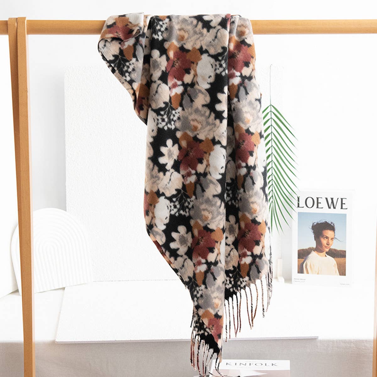 Floral Faux Cashmere Scarf??Soft Warm Tassel Shawl