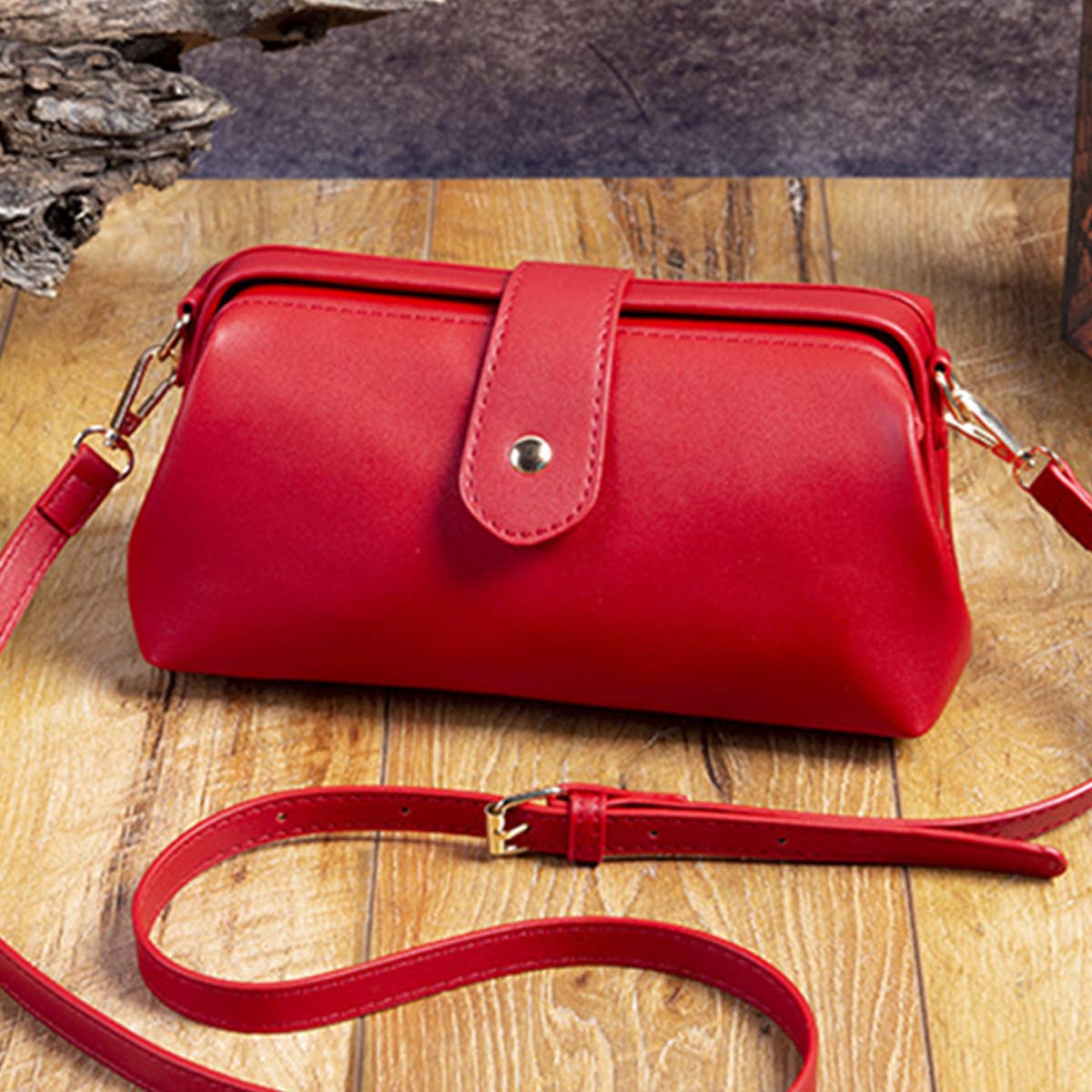 WOMEN TANNED SHOULDER BAG_CWAB0562