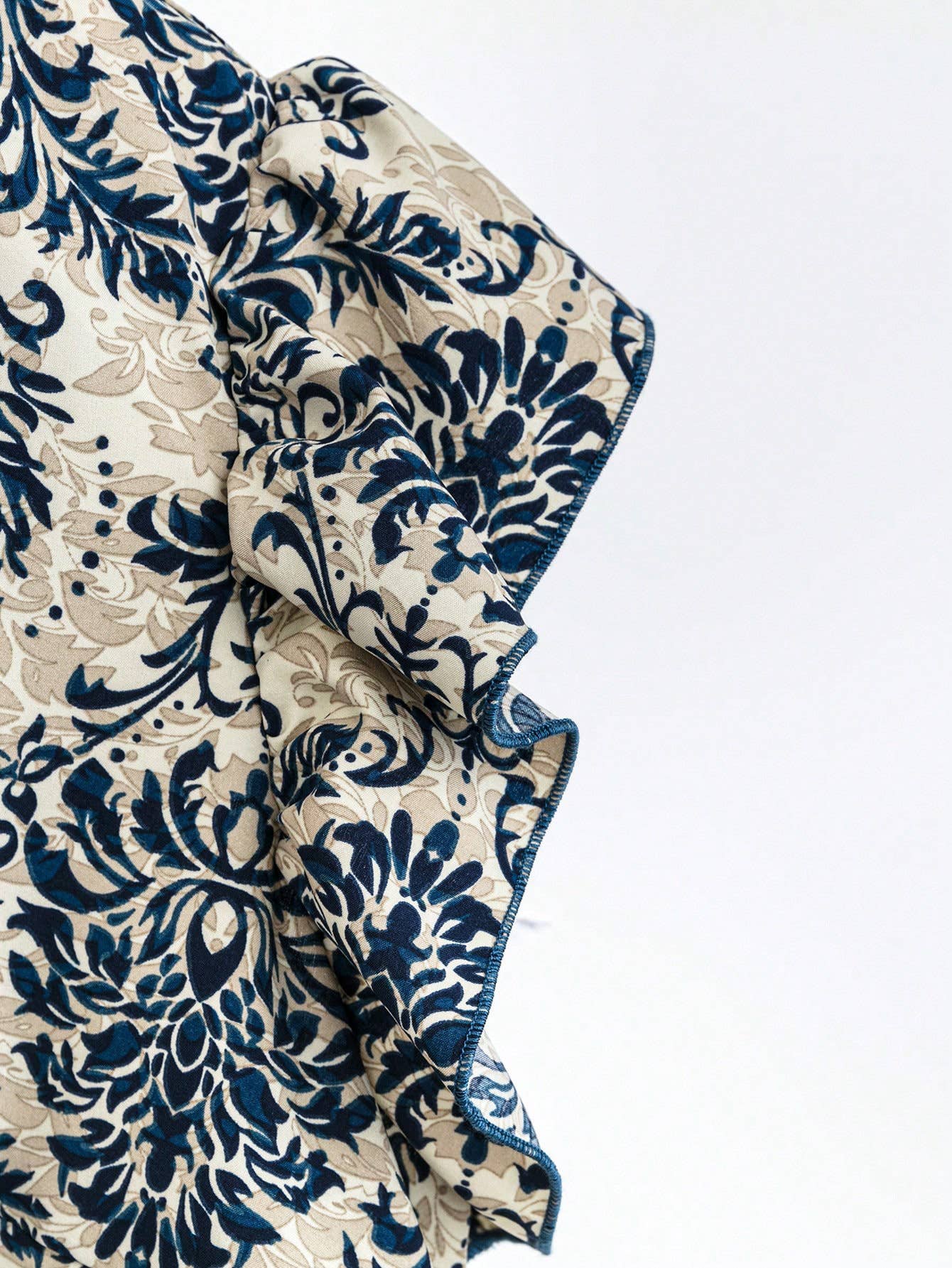 Solid color pantsuit lotus sleeve printed top