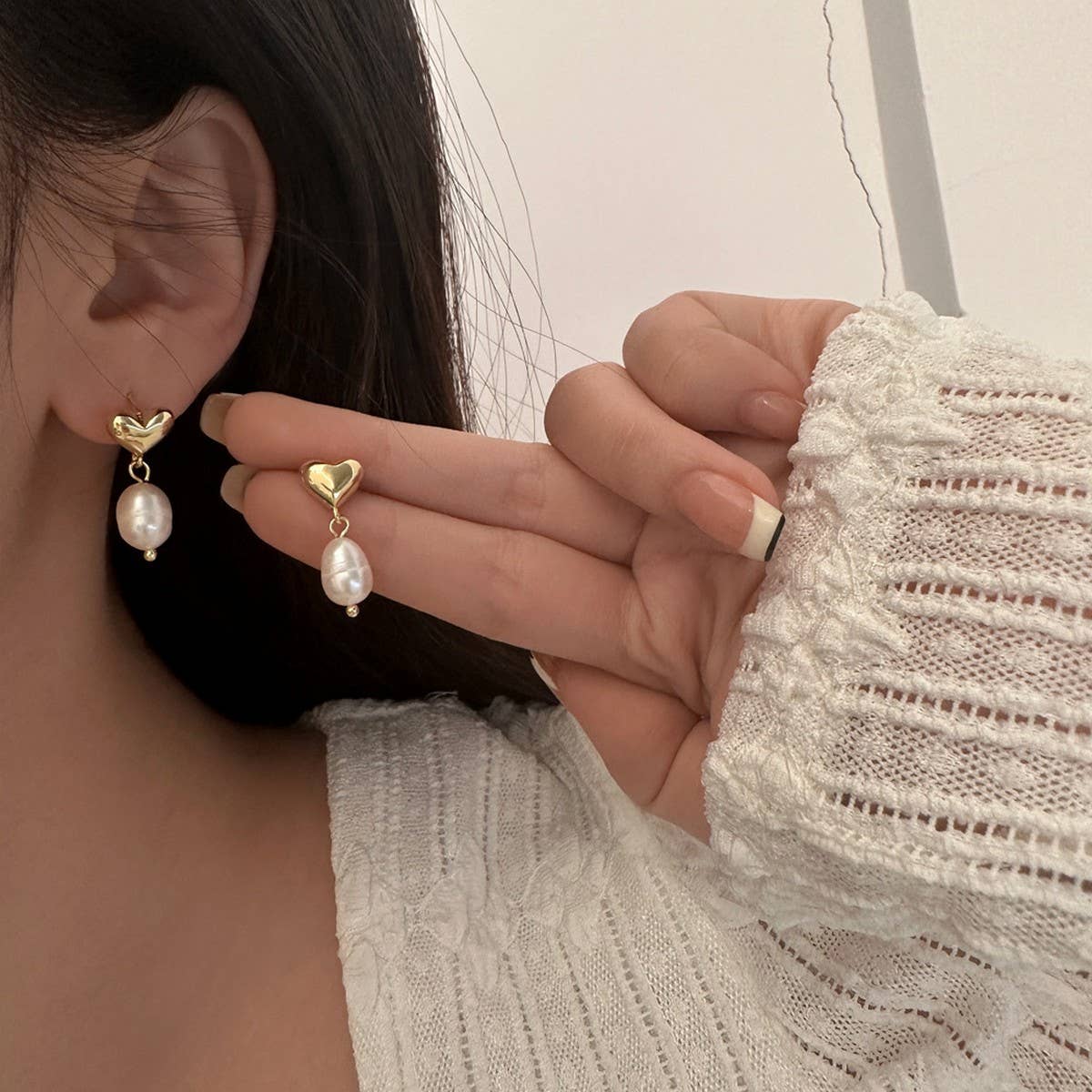 VALENTINE'S DAY NEW DESIGN HEART PEARL EARRINGS