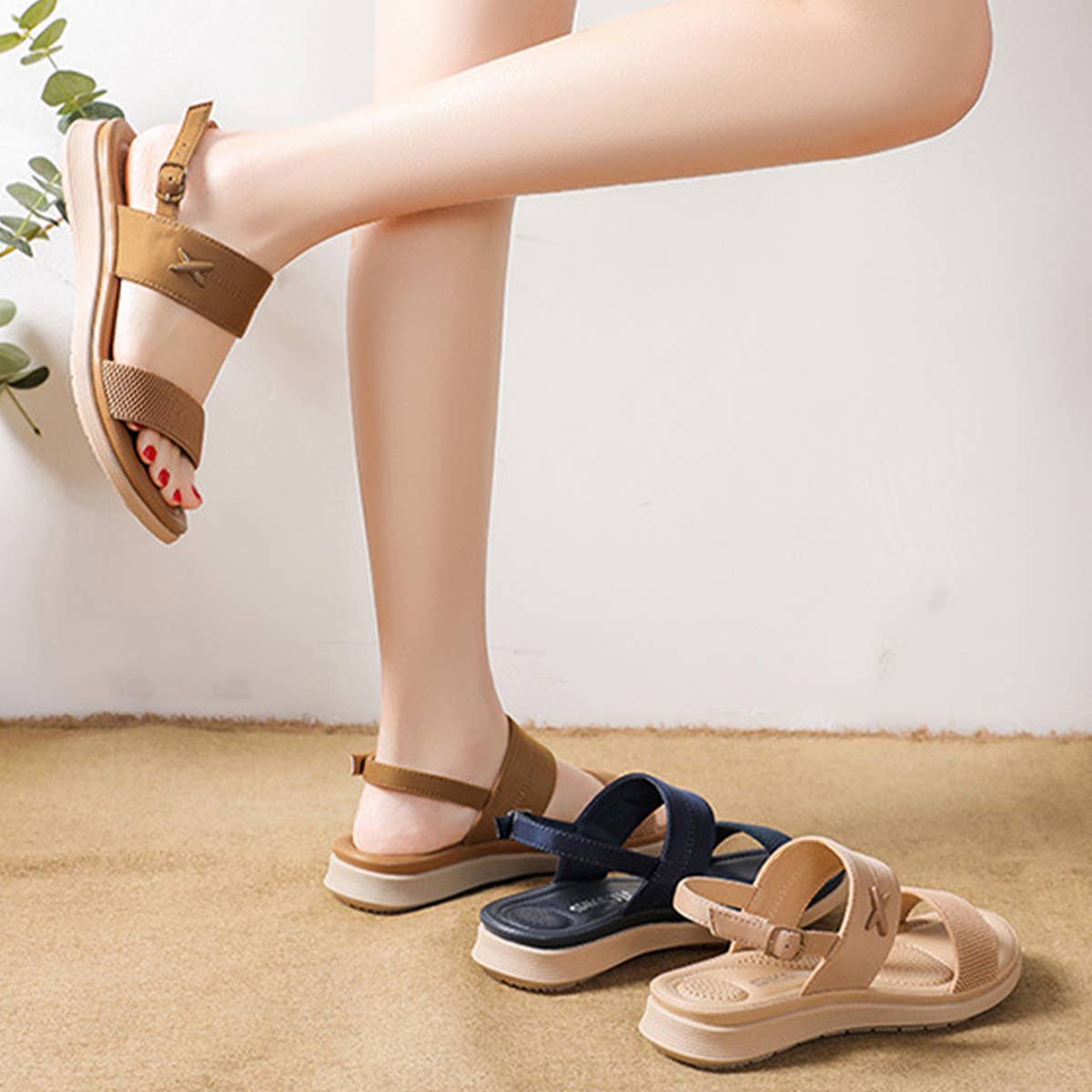 BUCKLE CASUAL BEACH SANDALS_CWSHS0495