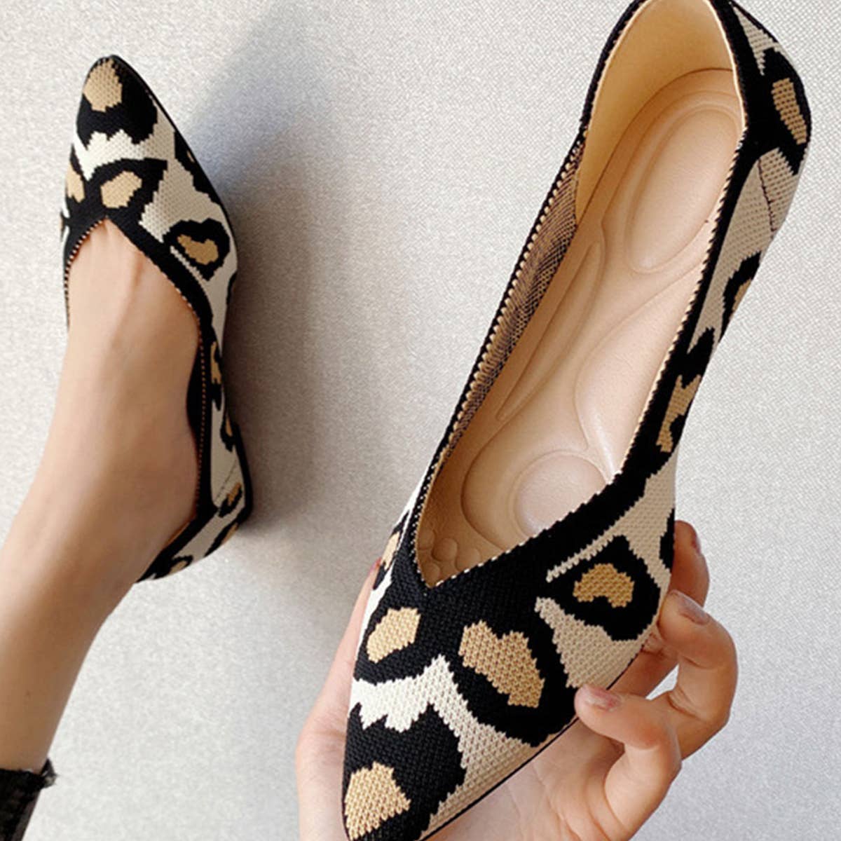 COMFORTABLE POINTED FLAT SHOES FOR WOMEN