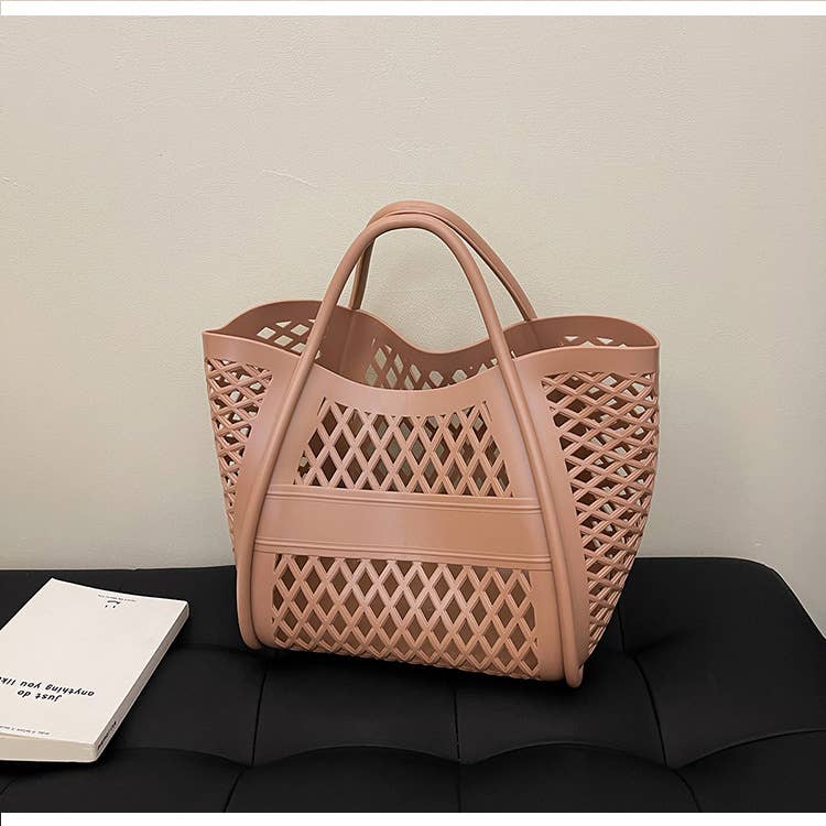 Large-capacity hand-held vegetable basket