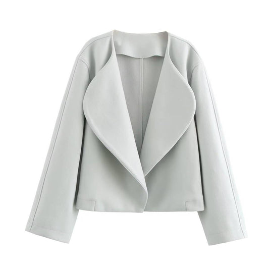 SIMPLE BLAZER WITH LARGE LAPELS AND NO BUTTONS