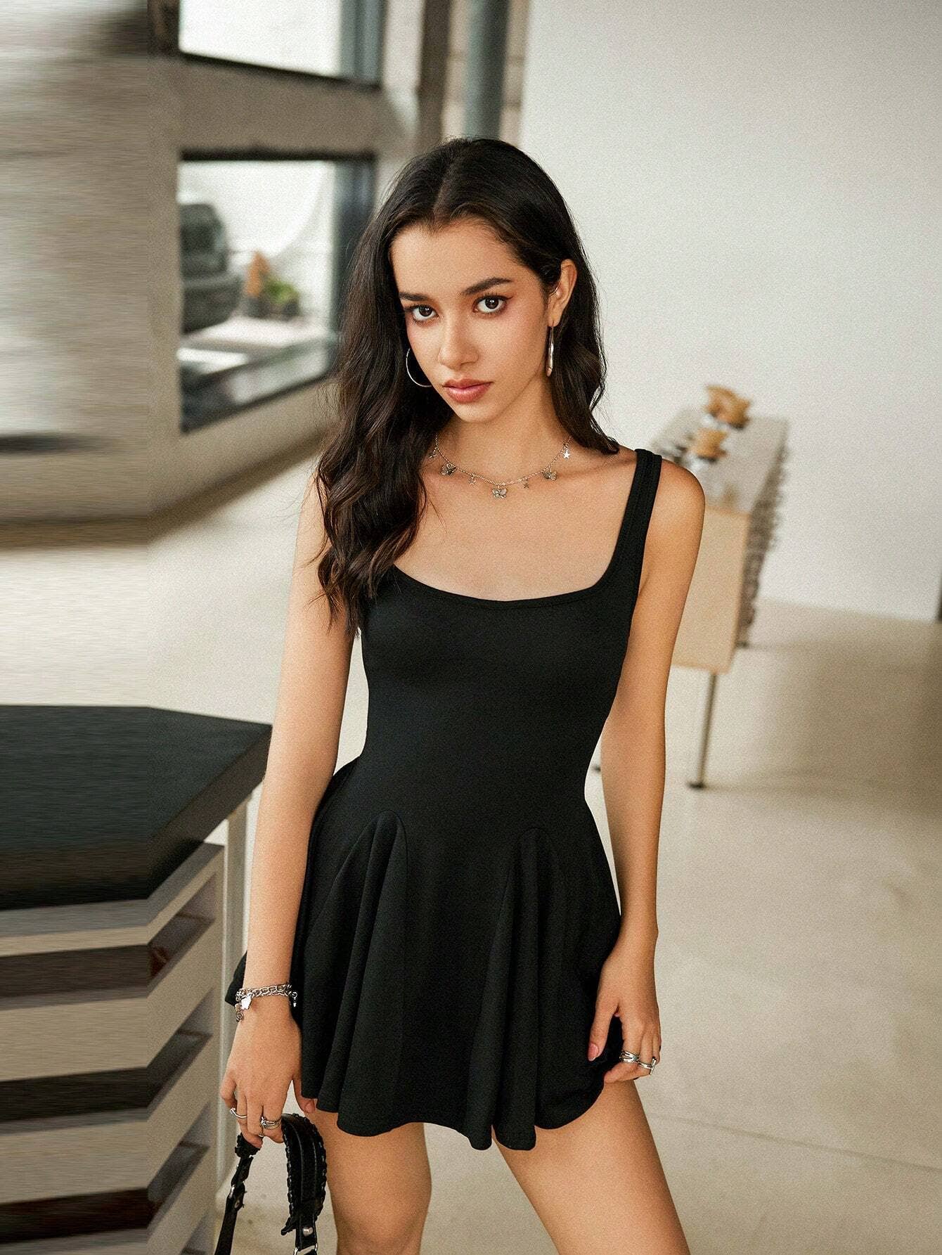Small halter waist slimming dress