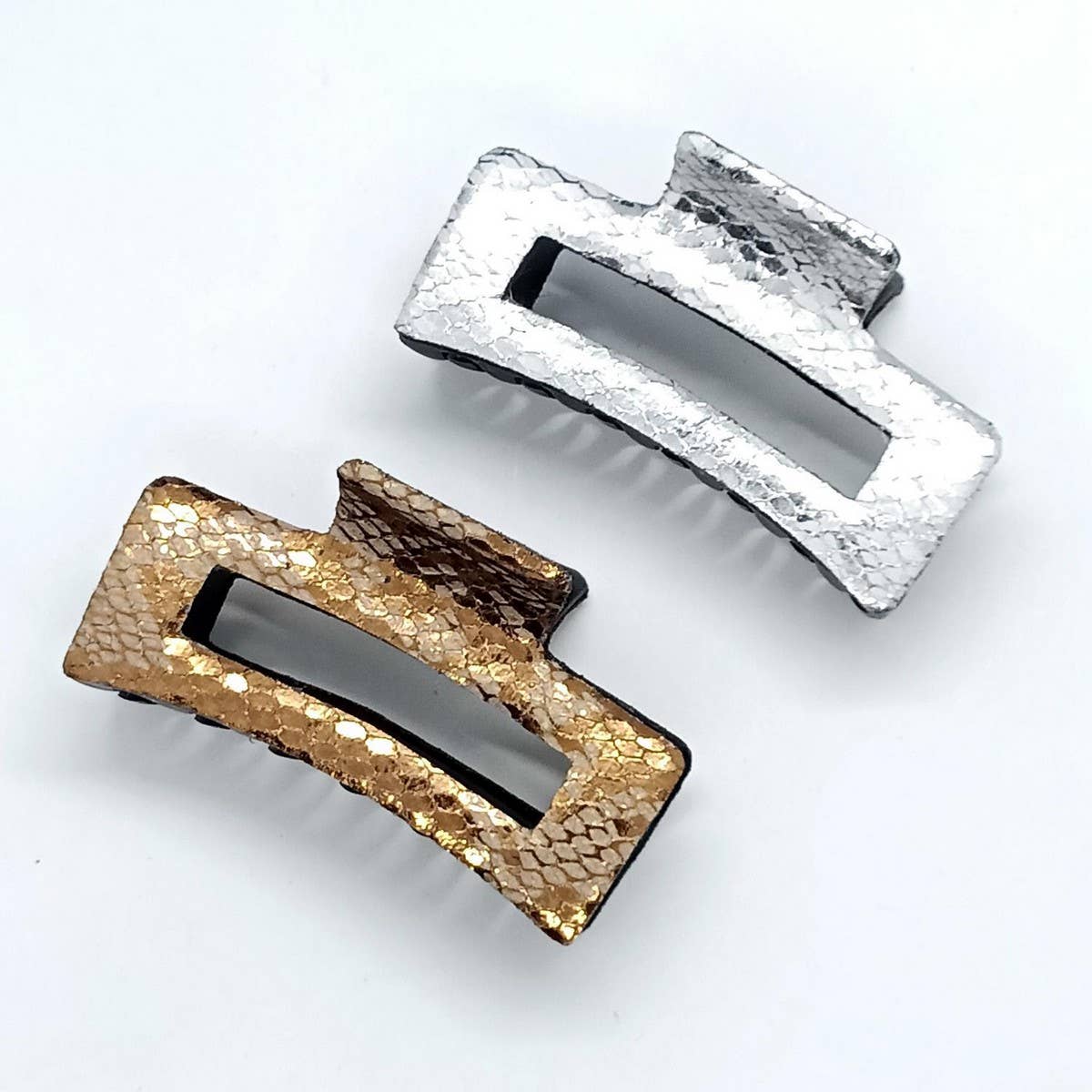 Vintage Gold Metallic Snake Skin Hair Claw