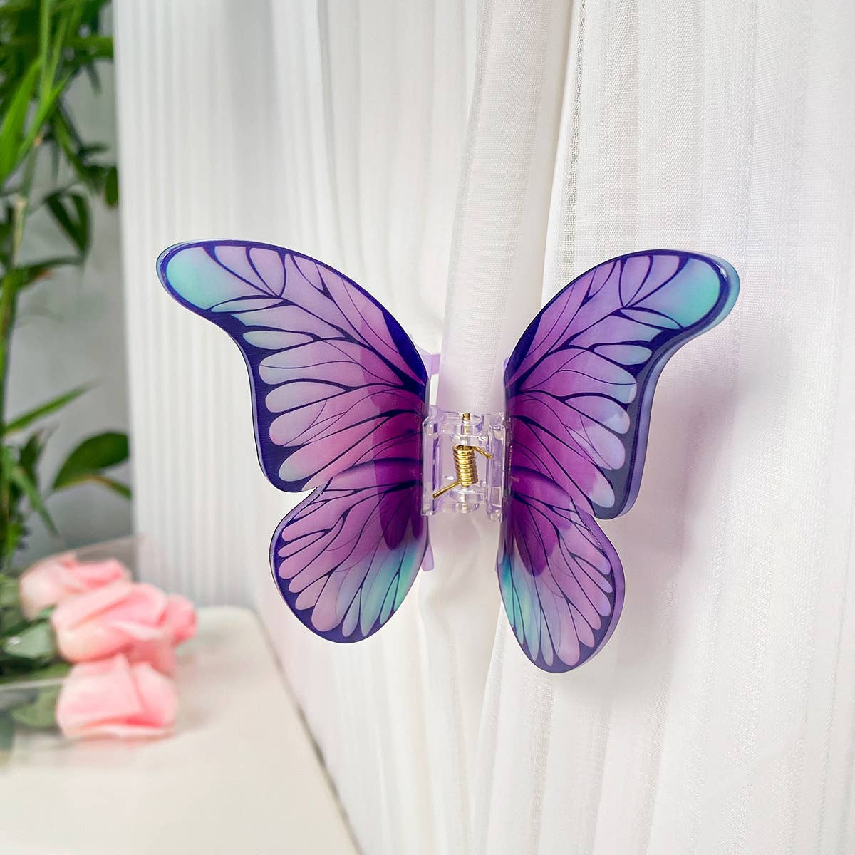 Hairpins with the simulated butterfly temperament