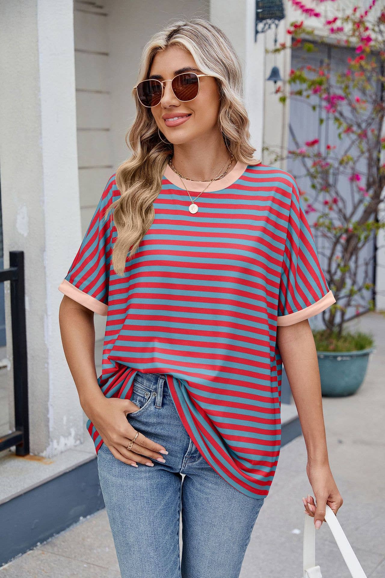 Round neck sleeved striped short-sleeved T-shirt