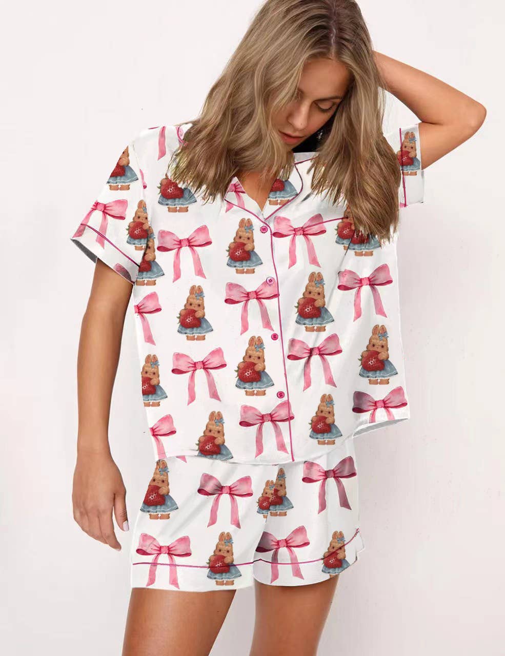 Short sleeve and short pants home wear suit