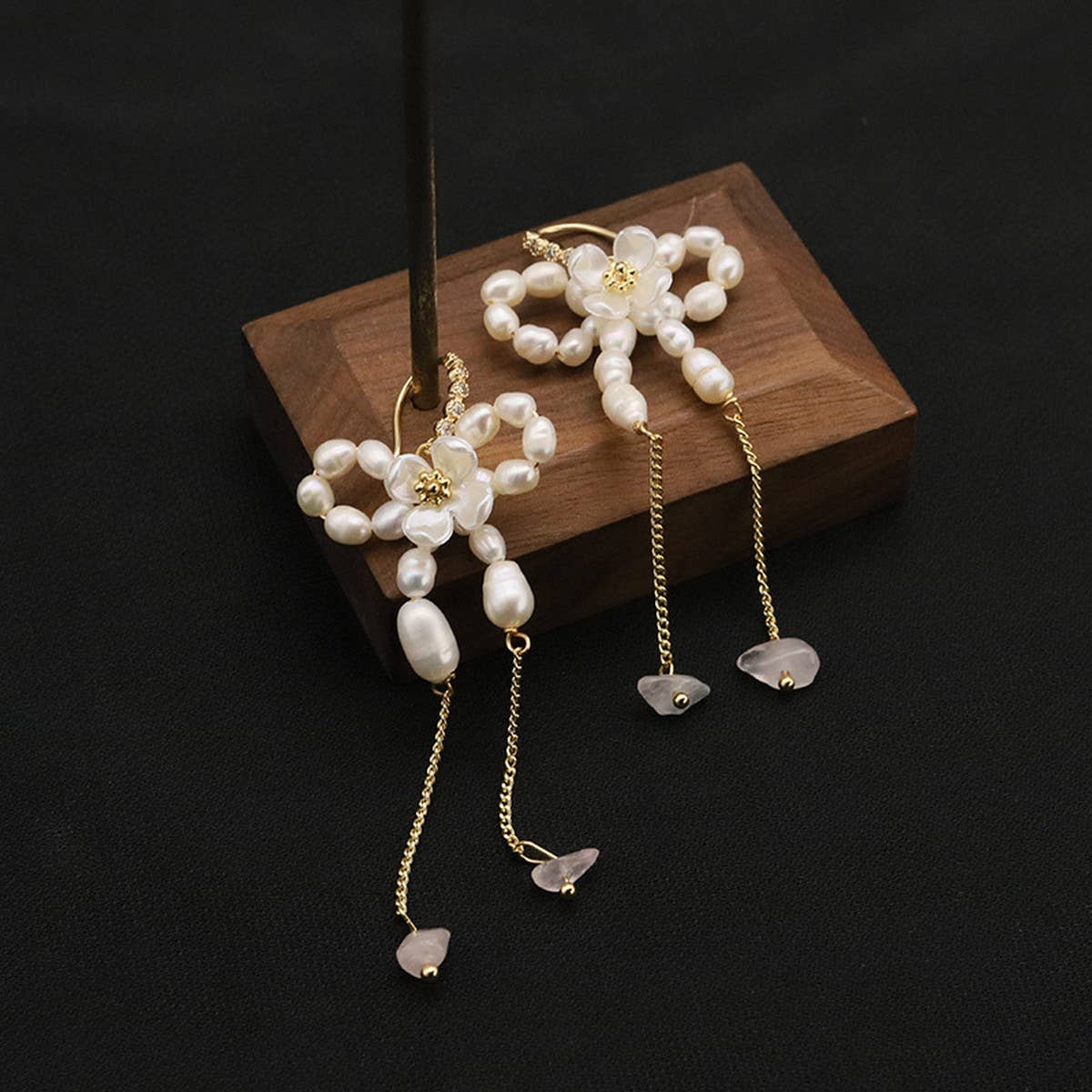 NATURAL FRESHWATER PEARL TASSEL BUTTERFLY EARRINGS
