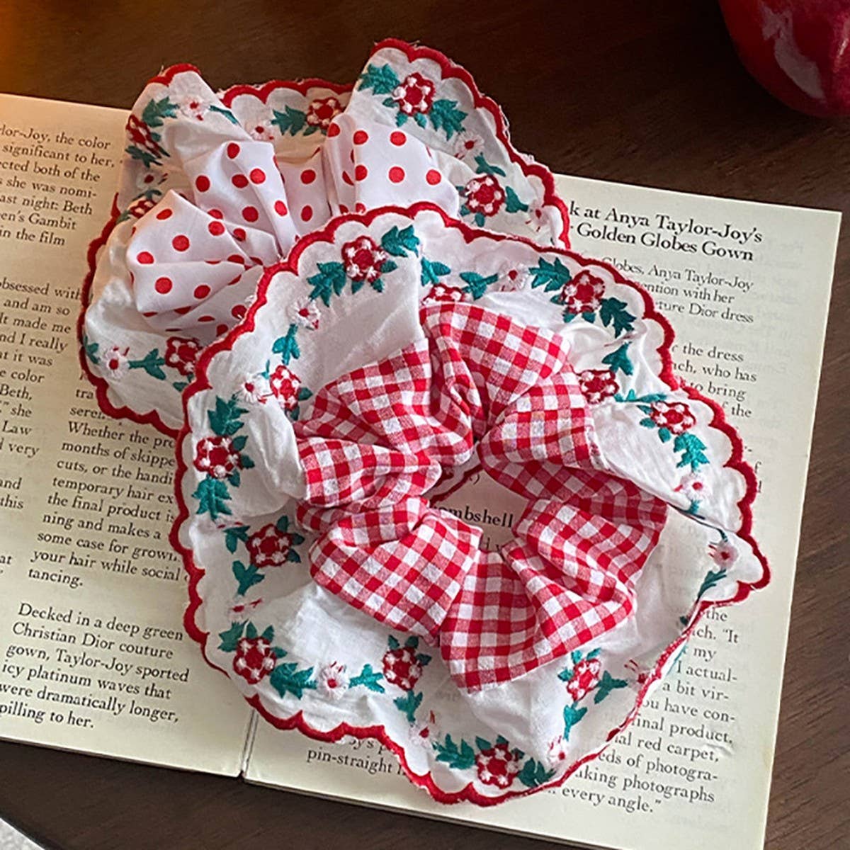 FRESH PLAID LACE LARGE INTESTINE HAIR TIE_CWAHA1076