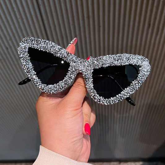 LUXURY RHINESTONE TRENDY CAT-EYE SUNGLASSES