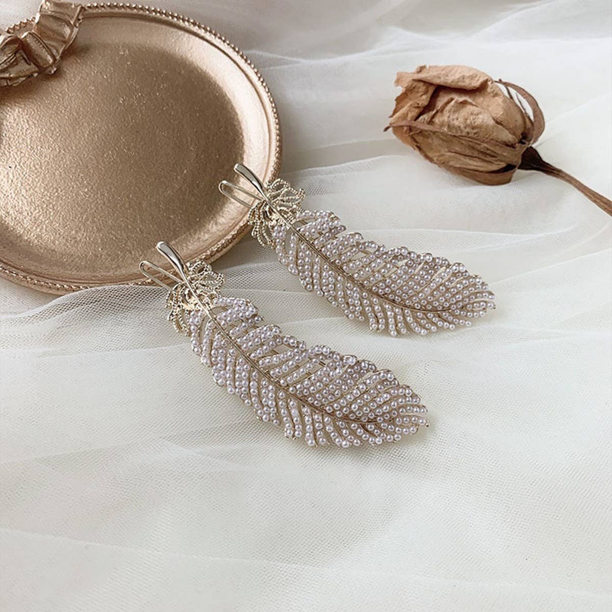 Pearl Feather Hair Clip, Gold Frog Buckle Side Pin_CWAHA4704