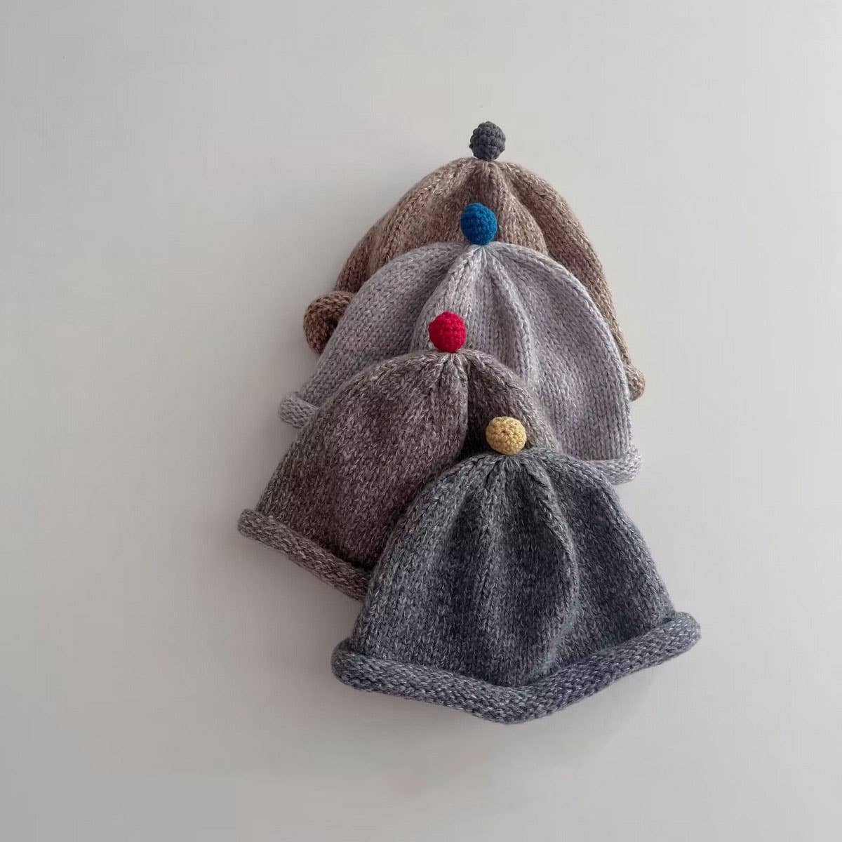 CHILDREN'S STYLISH CUTE COLORED BALL KNITTED HAT_CWAH2933