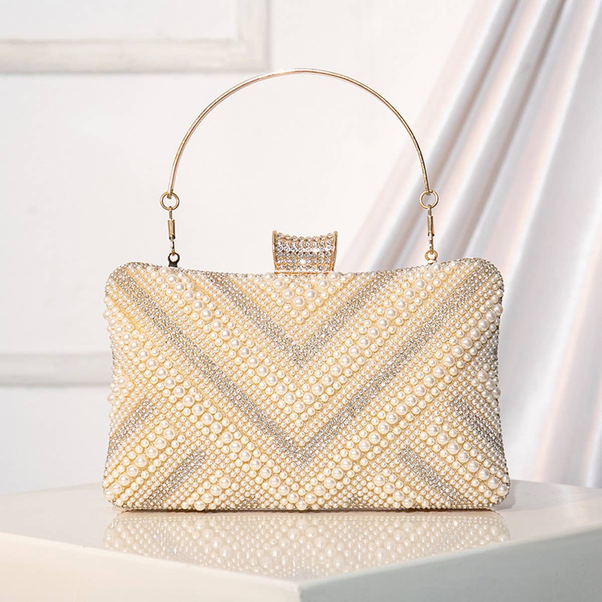 NEW HAND-BEADED PEARL BANQUET CLUTCH_CWAB2486