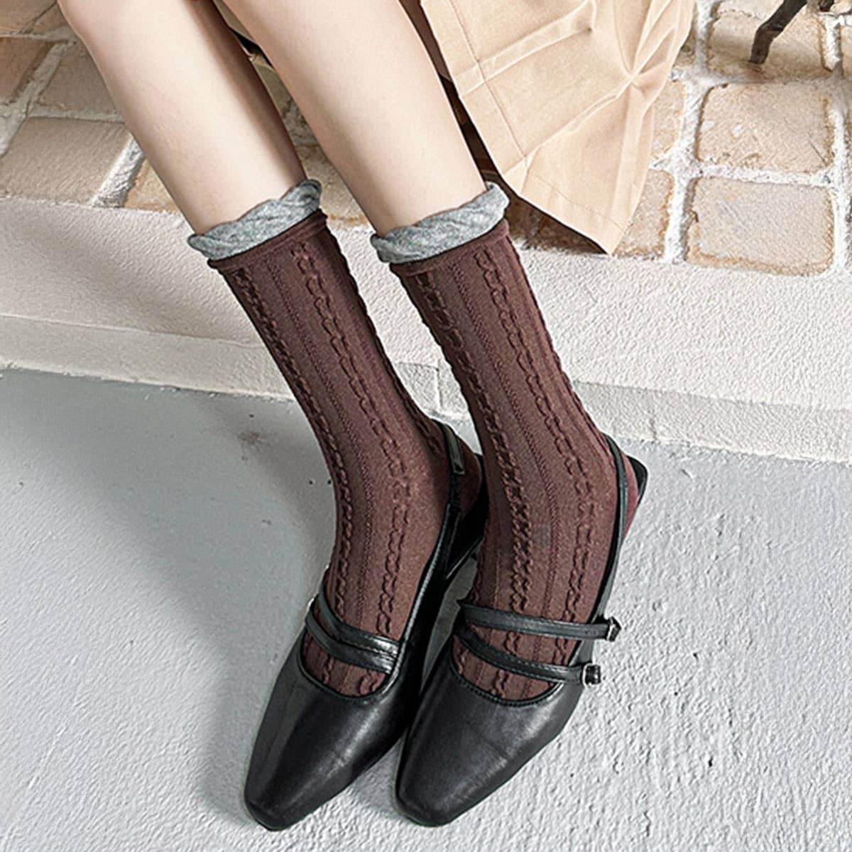Twist Lace Ruffle Crew Socks For Women