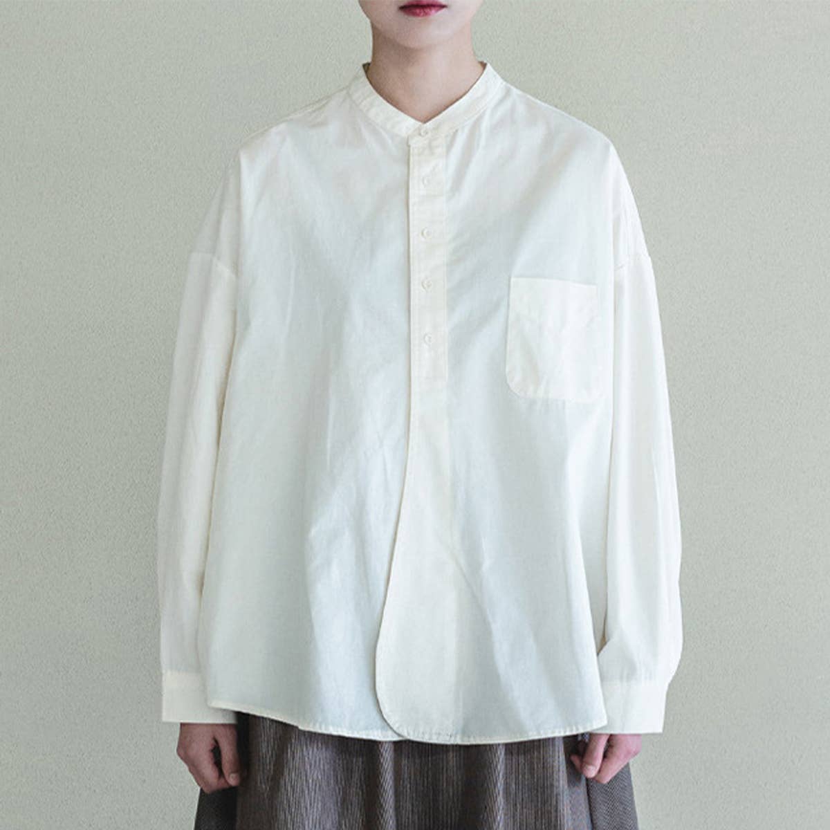 SOLID COLOR STAND COLLAR LOOSE COTTON SHIRT