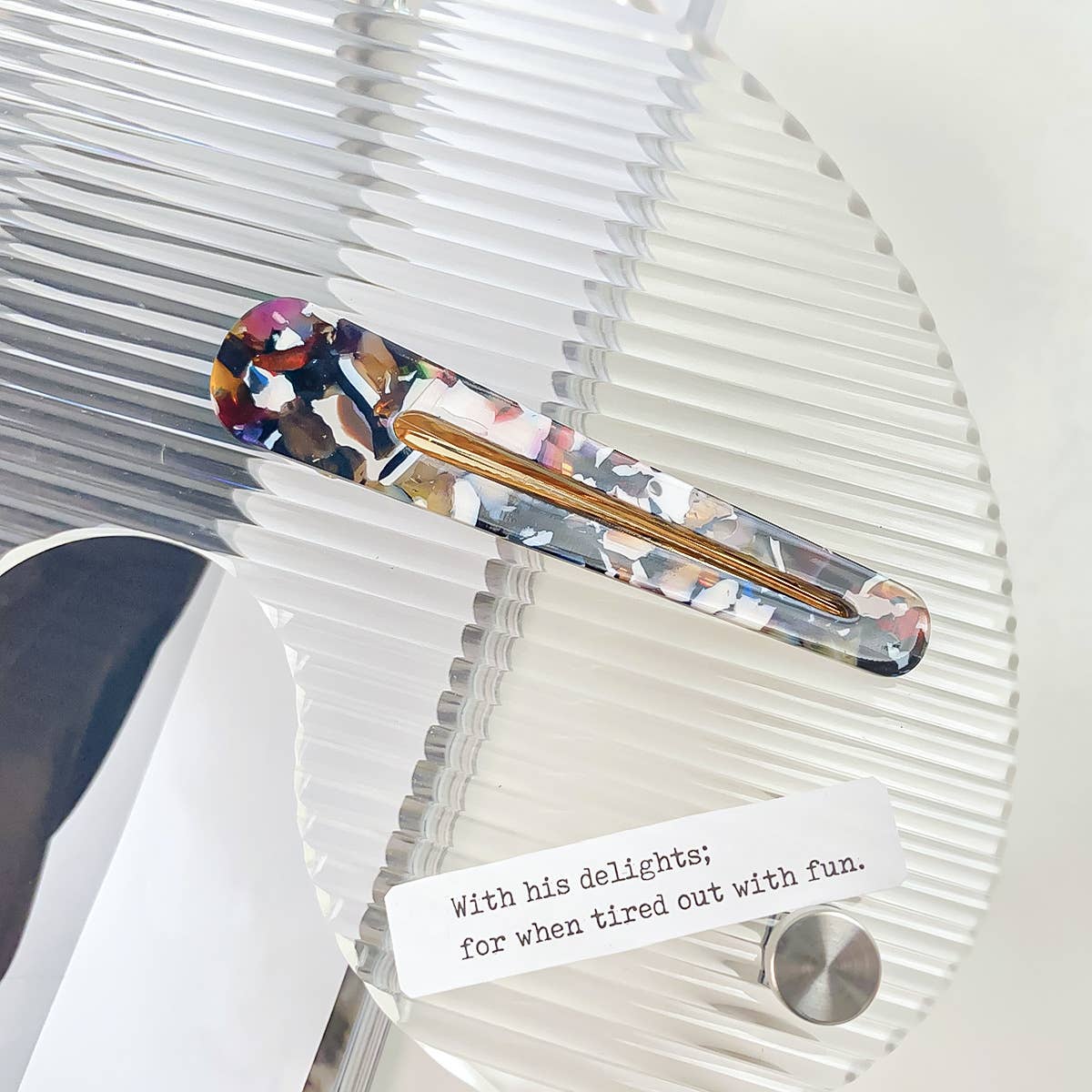 Teardrop duckbill shaped acetate plate hair clip