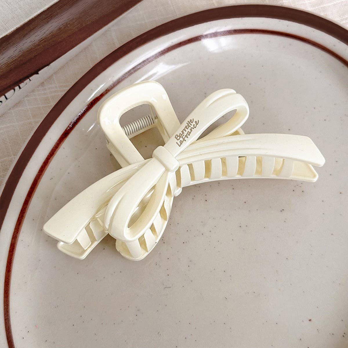 Large Bow Hair Claw - Elegant Ribbon Shark Clip