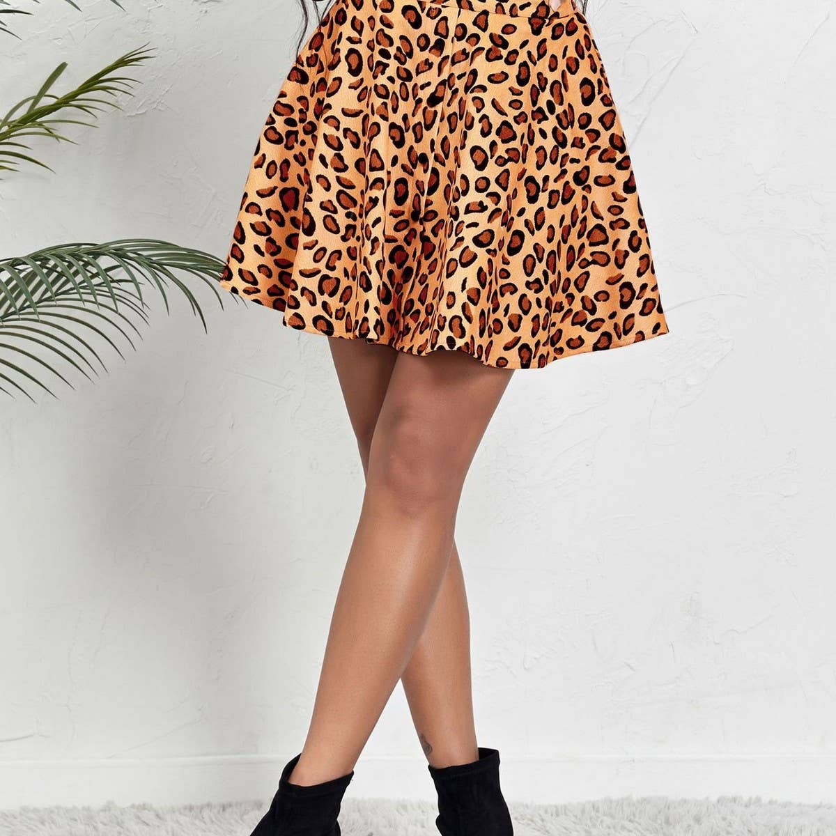 Leopard print corduroy high-waisted skirt