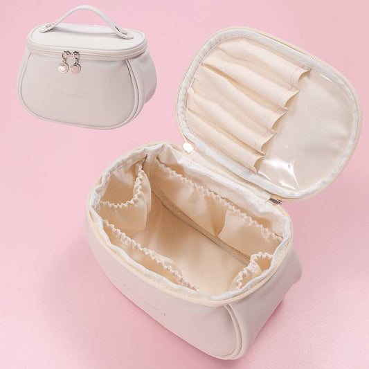 LETTER GRAPHIC PU MAKEUP BAG_CWAB0547