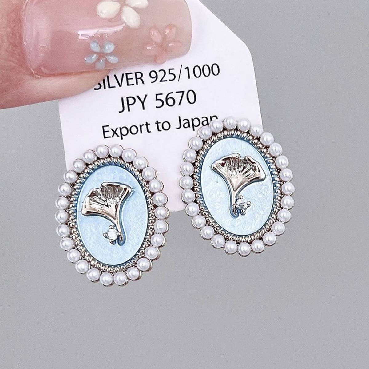 OIL PAINTING BLUE GINKGO LEAF EARRINGS_CWAJE2041