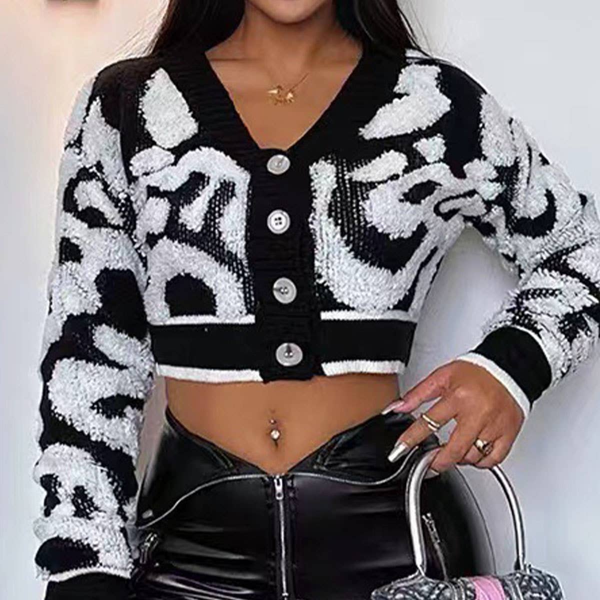 STYLISH LOW-CUT BUTTON-UP SLIM-FIT KNIT CARDIGAN