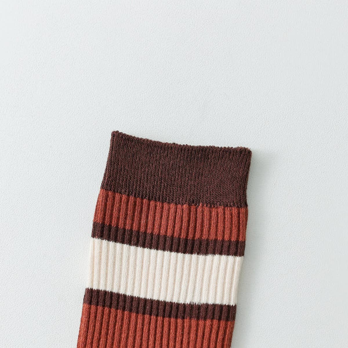 2024 NEW COLOR CONTRAST STRIPED MID-CALF SOCKS_CWMS0649