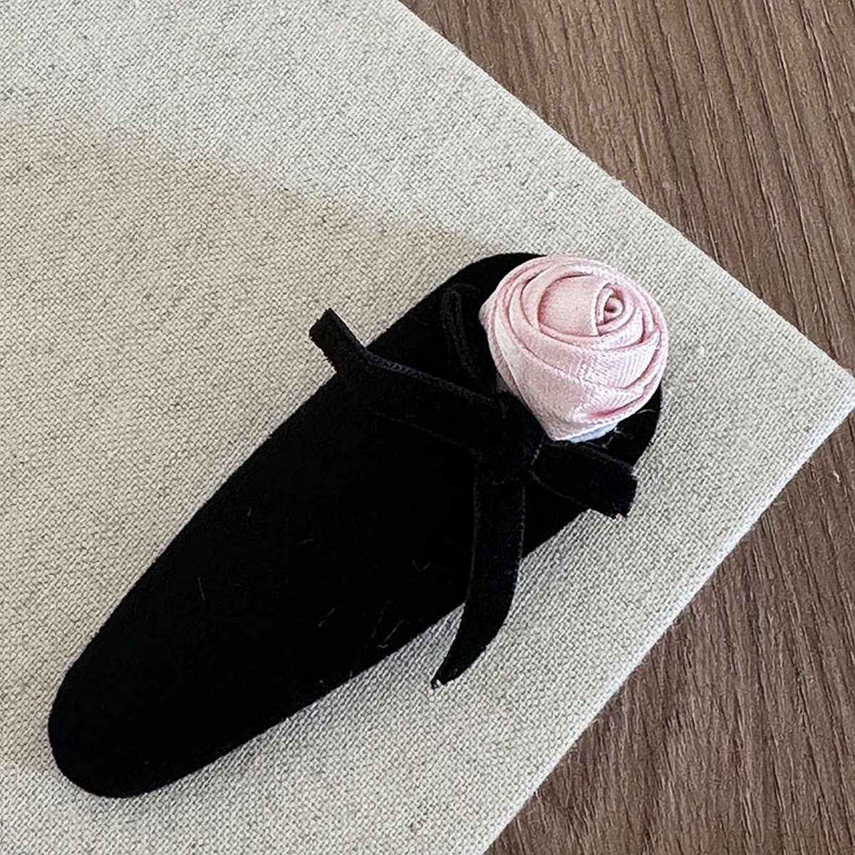 NEW PURE PINK ROSE BOW HAIRPIN