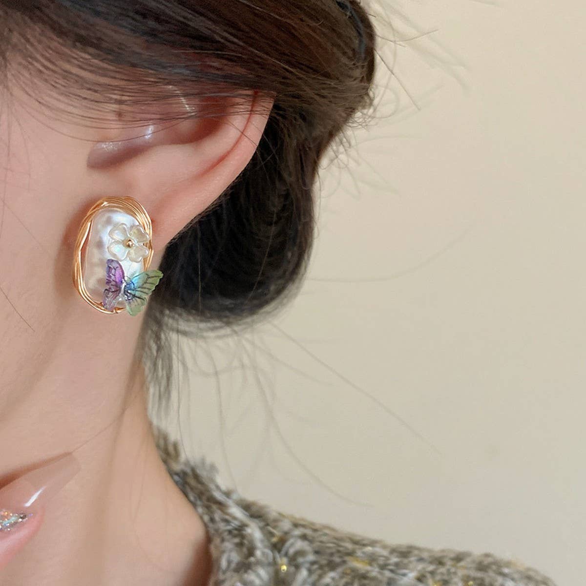 IRREGULAR PEARL FLOWER BUTTERFLY EARRINGS