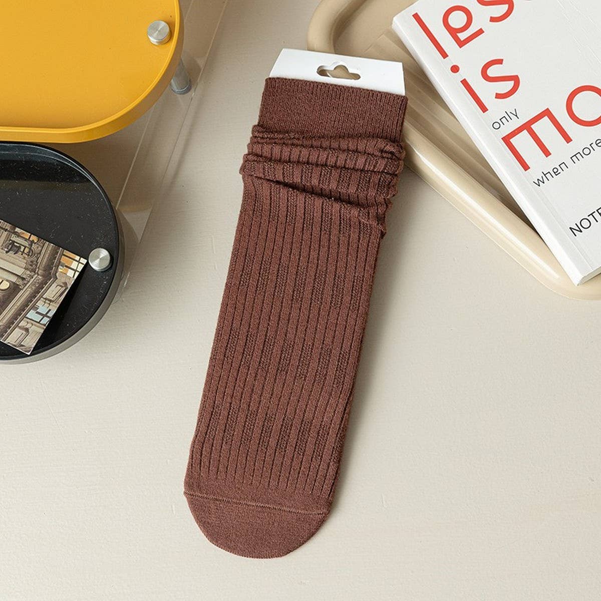 SOLID COLOR RETRO WARM MID-CALF SOCKS_CWMS1053