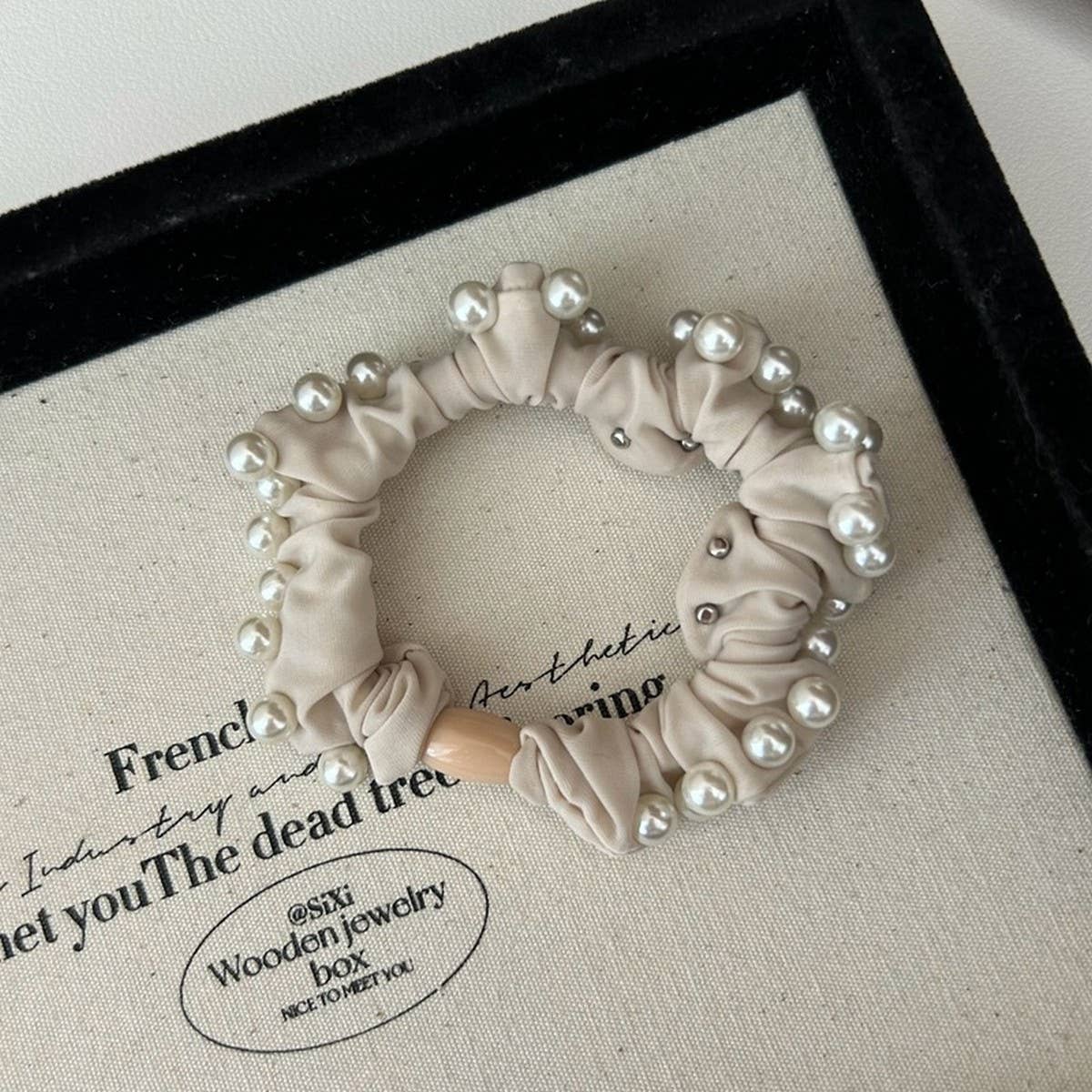 ELEGANT FRENCH HIGH-END HAIR SCRUNCHIES