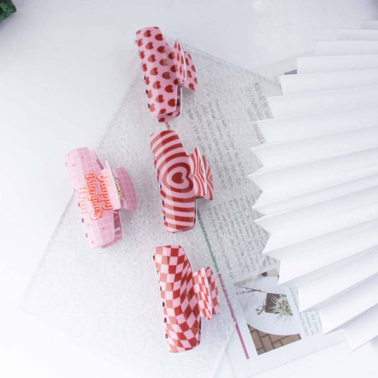 CWAHA1313_SWEET RED SERIES LOVE LATTICE HAIR CLAW CLIP