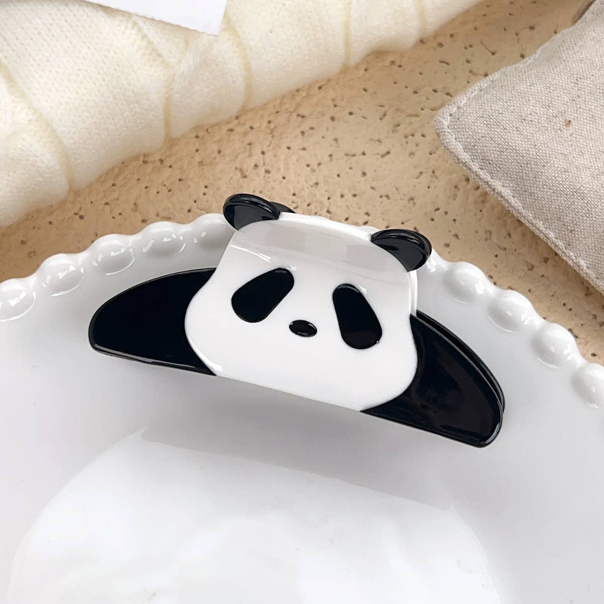 Cartoon acetate hair clips sweet panda grab clips