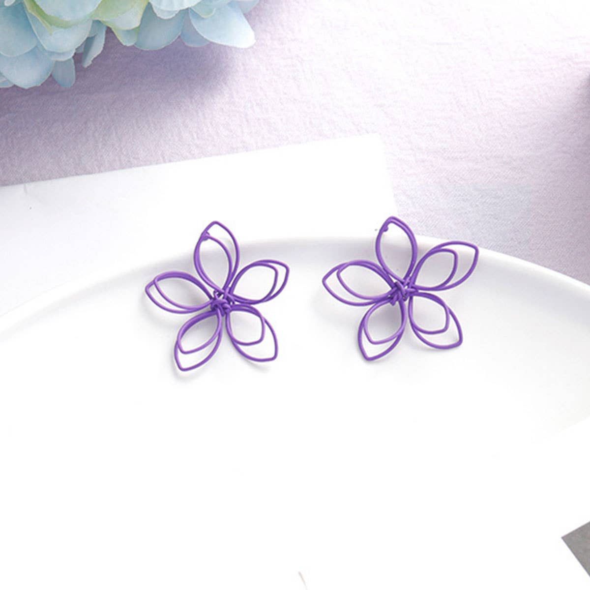 Purple simple and fresh floral stud earrings