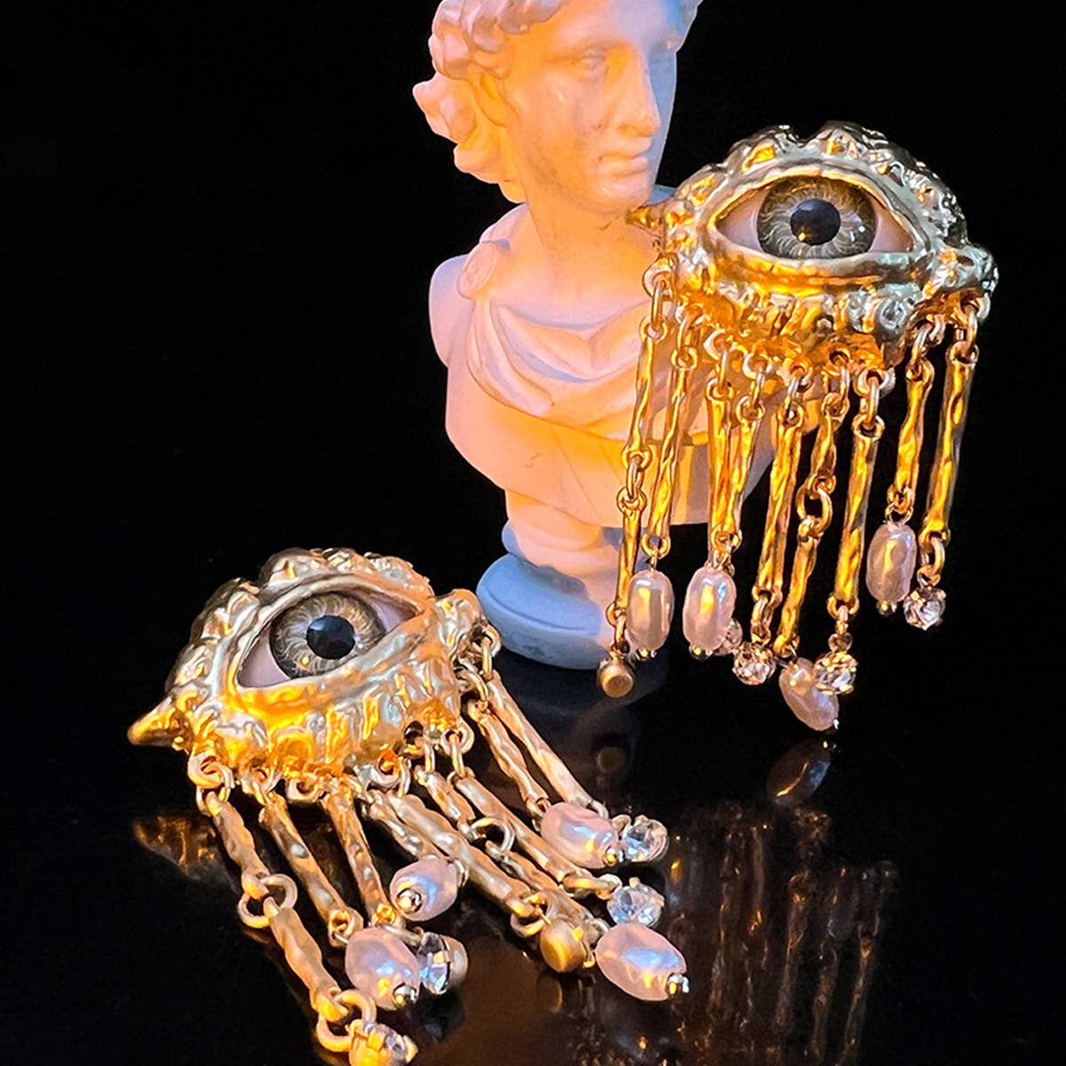 VINTAGE DEVIL'S EYE TASSEL STUD EARRINGS