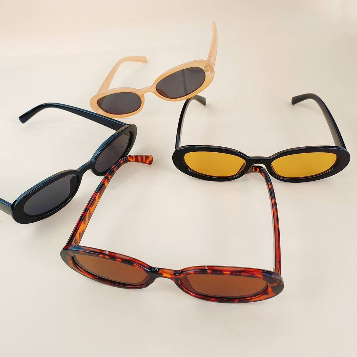 OVAL HIP-HOP RETRO SMALL-FRAME SUNGLASSES WOMEN_CWASG0249