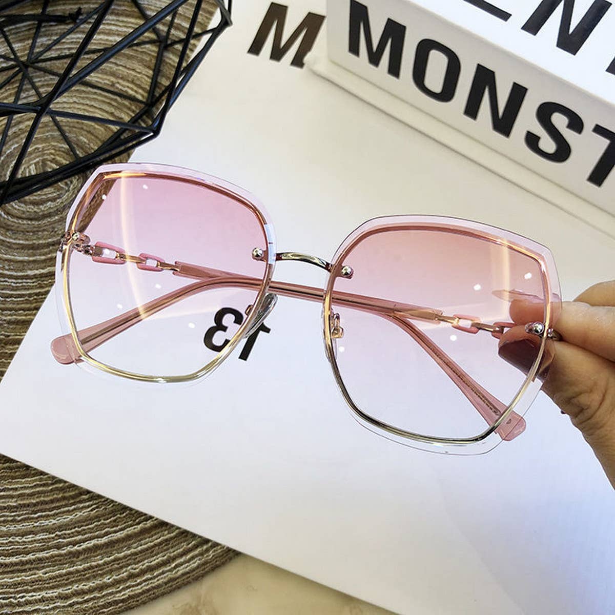 WOMEN RETRO RIMLESS CRYSTAL SUNGLASSES