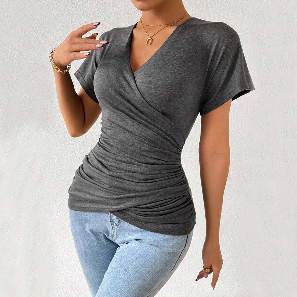 Knit deep V design waist pleating waist slim top