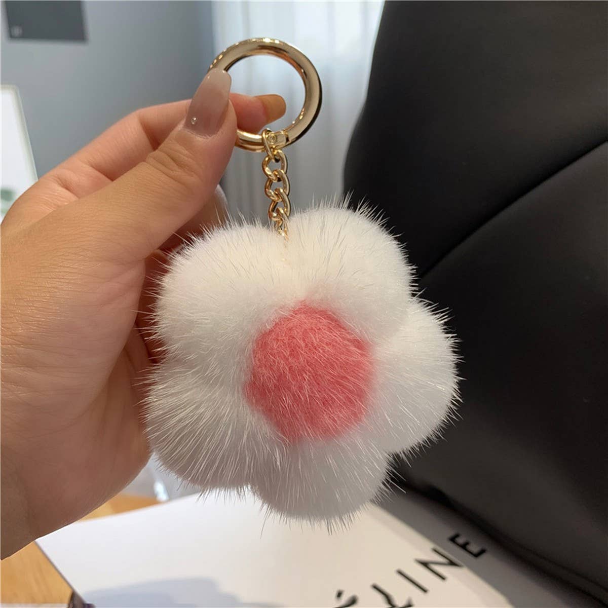 CUTE PLUSH FLOWER CAR KEYCHAIN BAG PENDANT