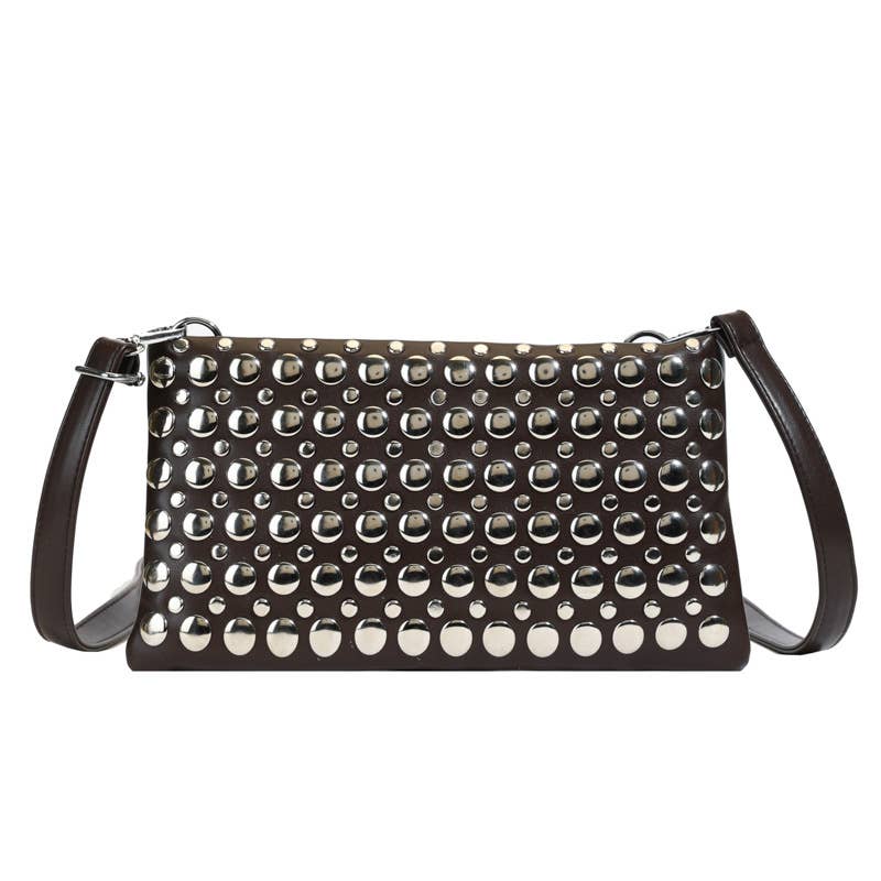 Personalized trendy riveted single-shoulder bag